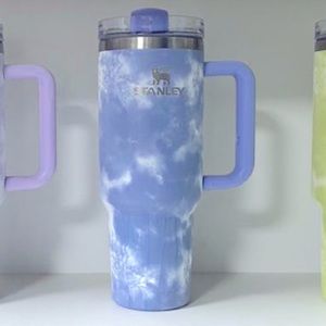 Blue tie dye Stanley cup!